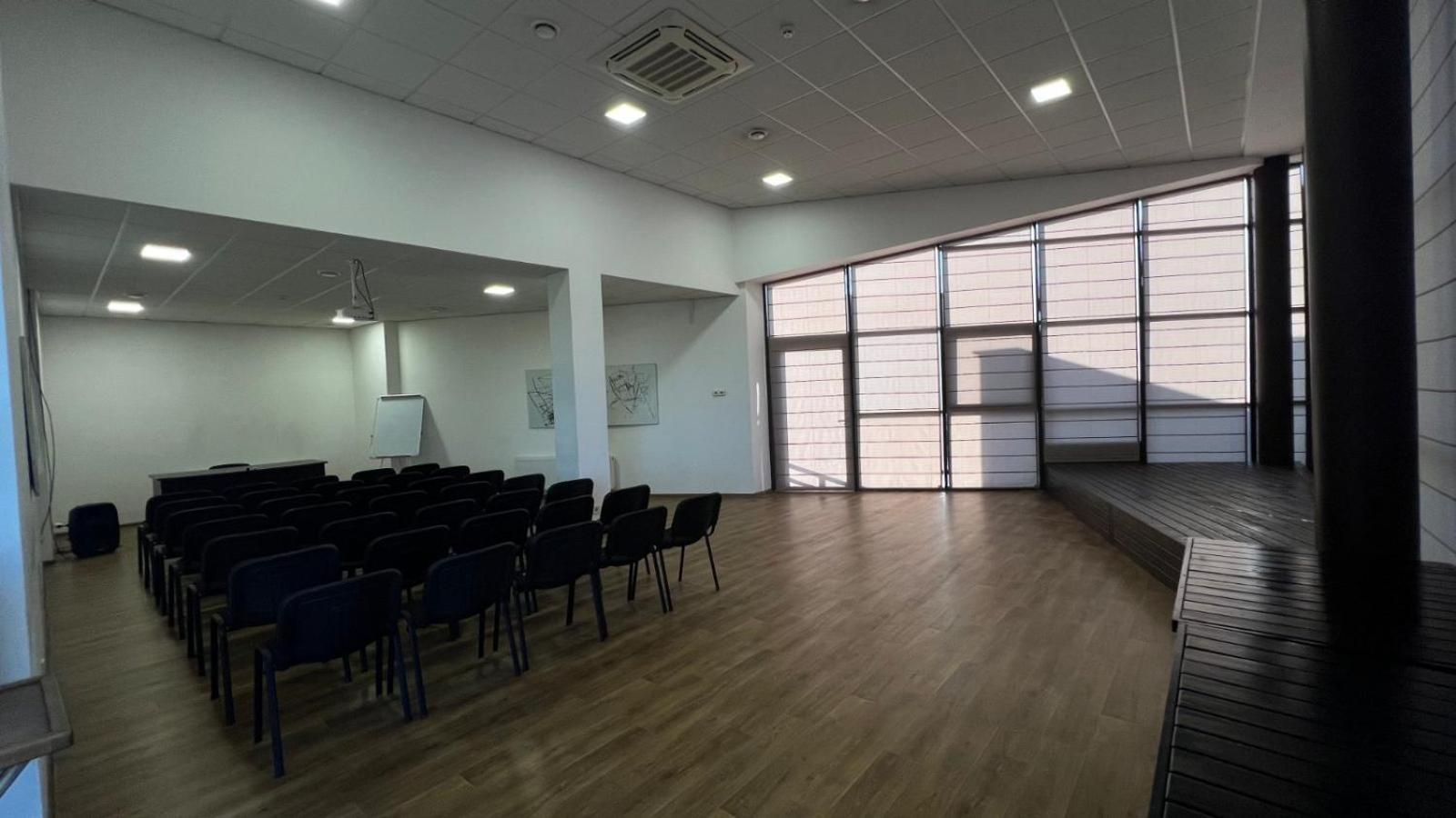 Ostrov River Club Novoselovka  Luaran gambar